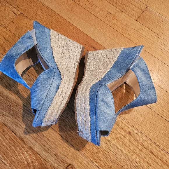 Espadrille Wedges - Picture 3 of 6